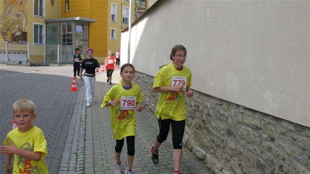 ../Images/BenefizlaufMerseburg2011 (68).jpg